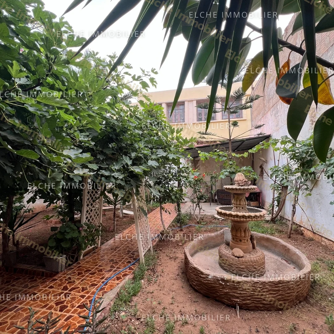 Villa R+3 à vendre