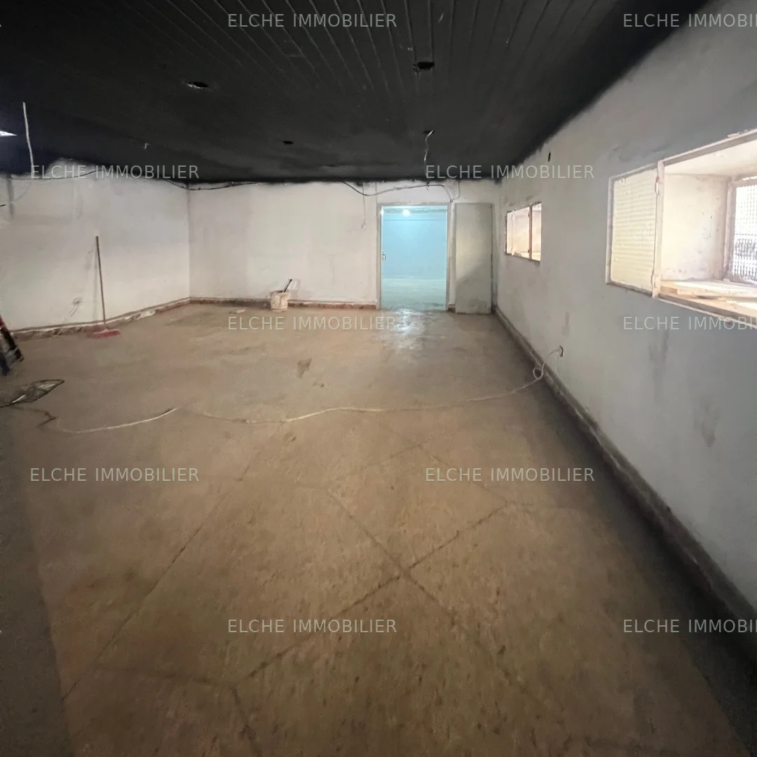 Local Commercial a Vendre