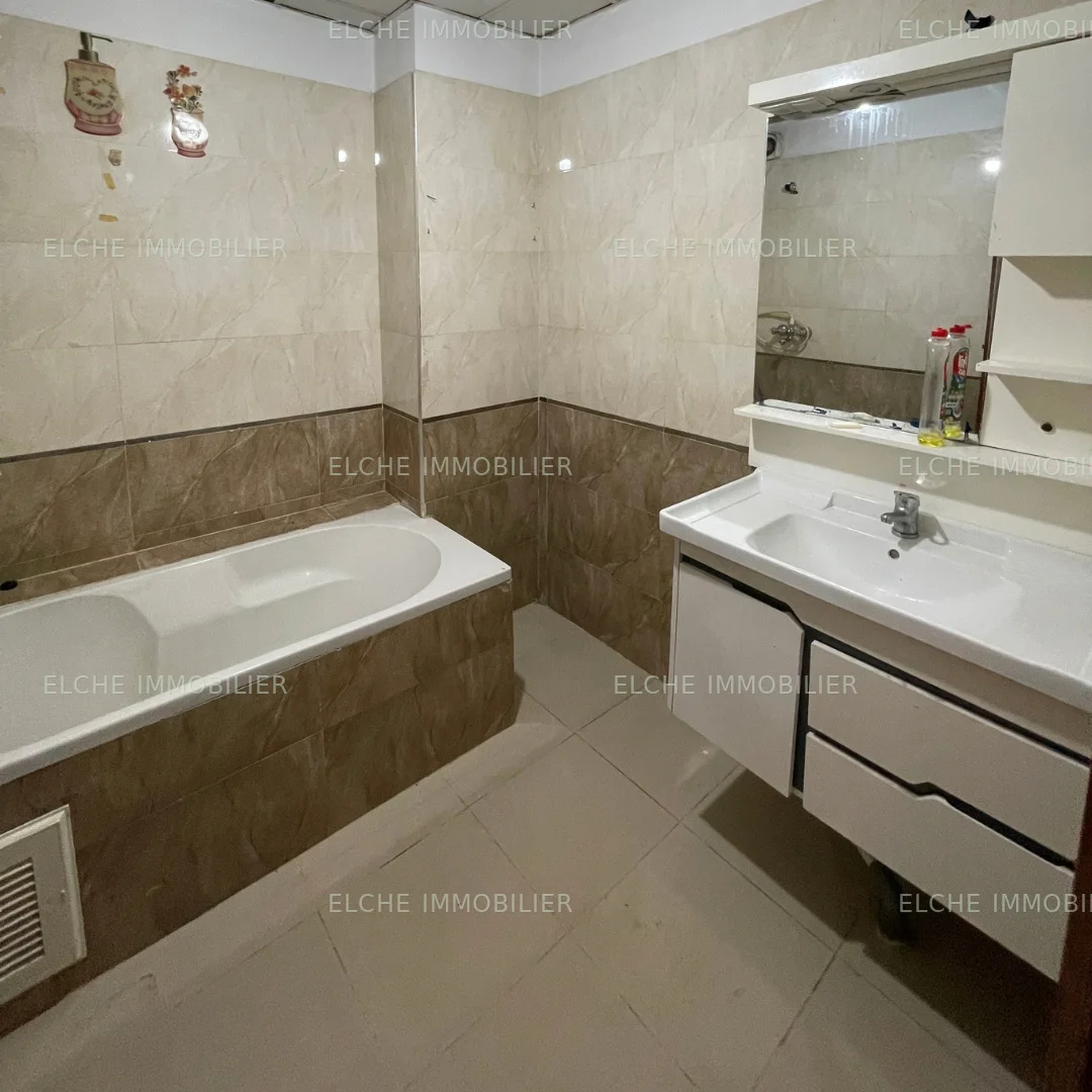 Appartement F4 a Vendre