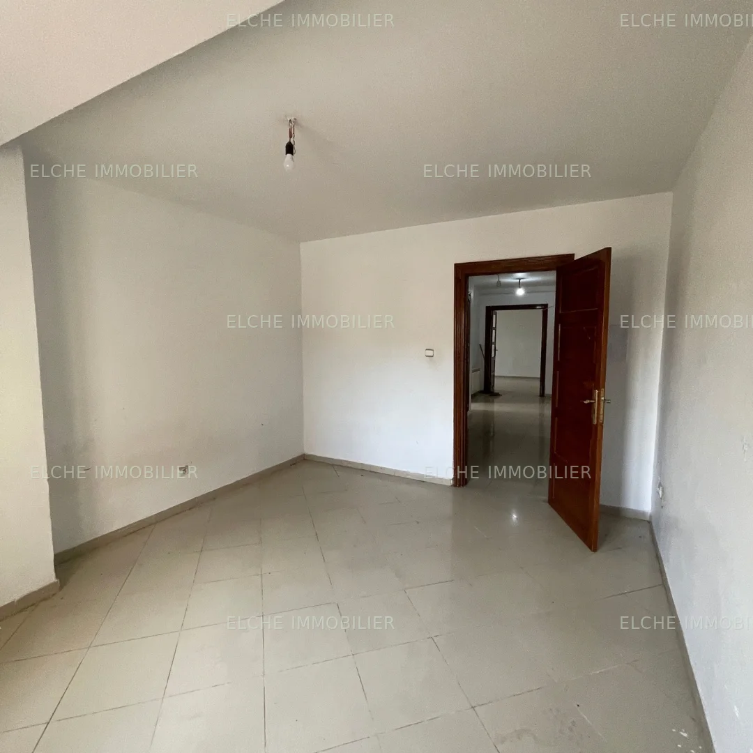 Appartement F4 a Vendre