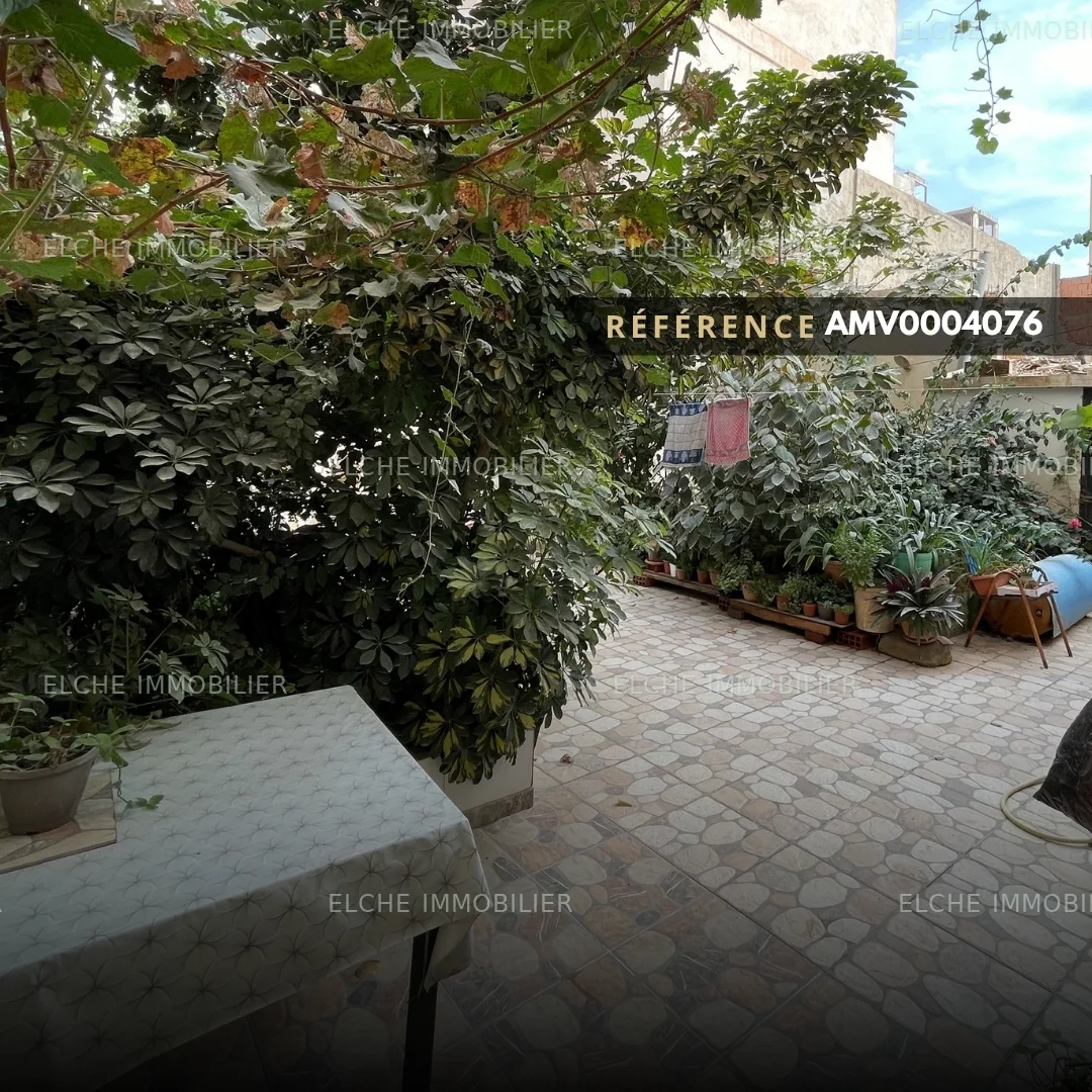 Maison R+2 a Vendre