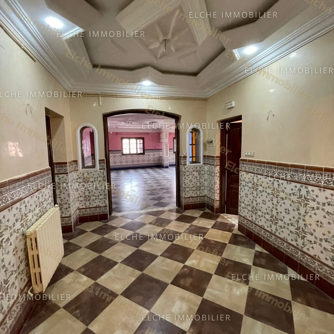 Villa commercial R+3 à vendre