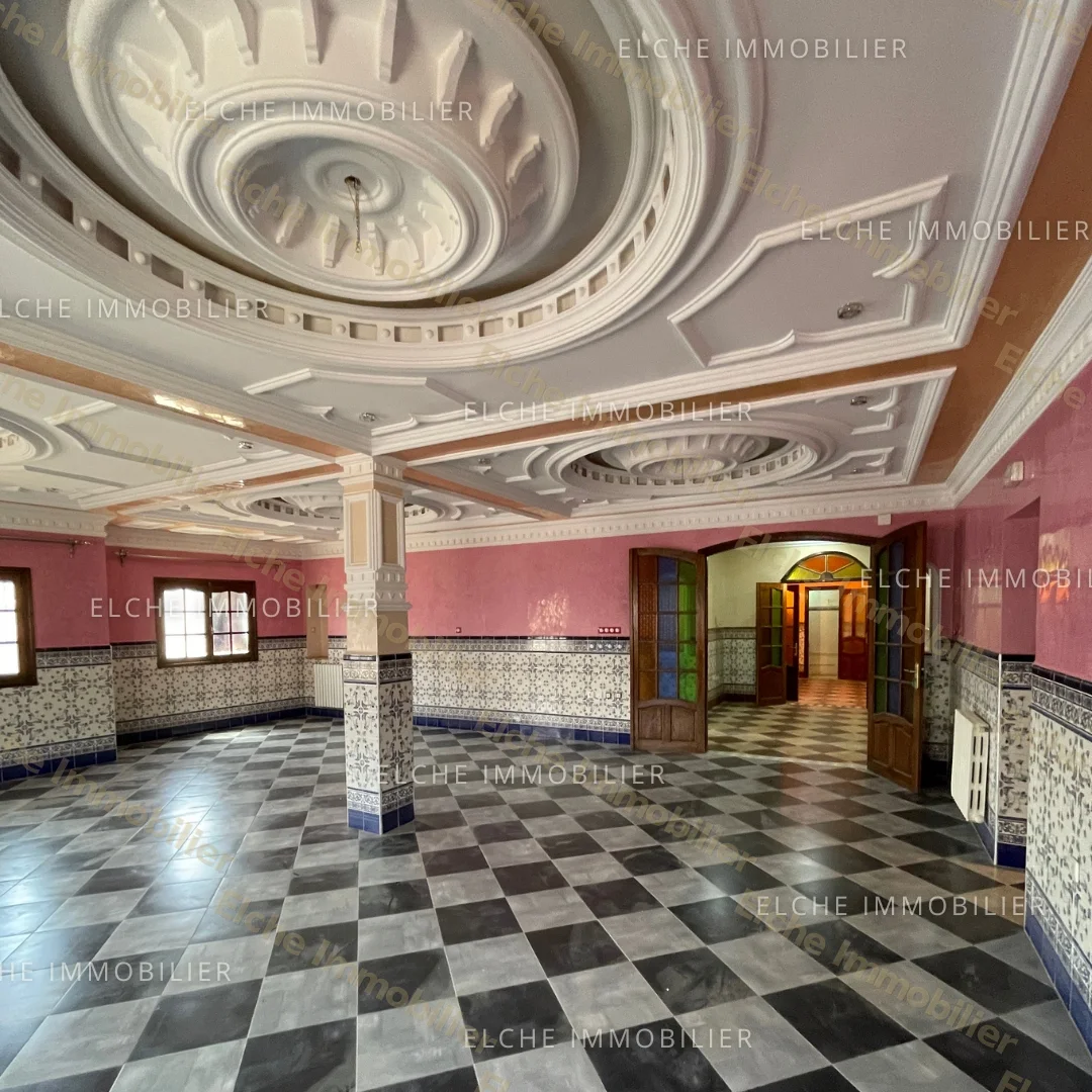 Villa commercial R+3 à vendre
