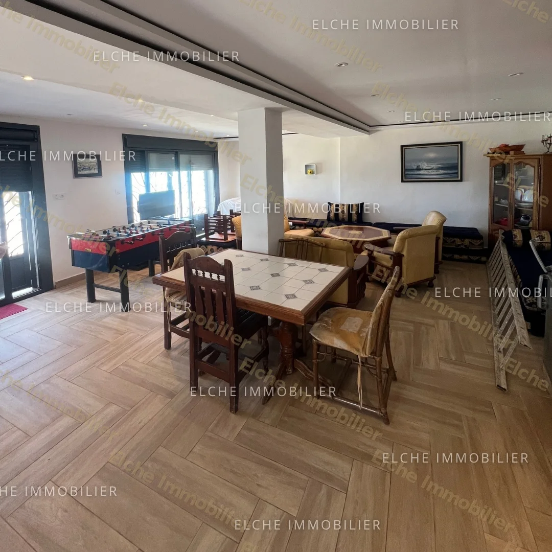 Villa R+2 à vendre