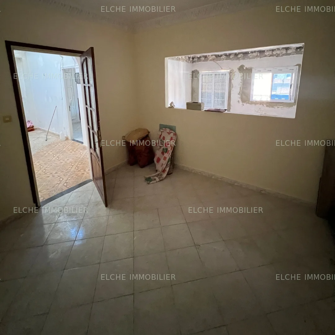 Villa R+2 à vendre