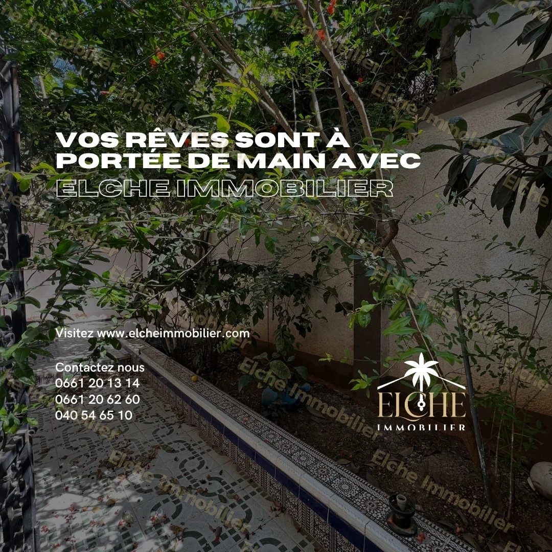 Villa R+1 à Louer