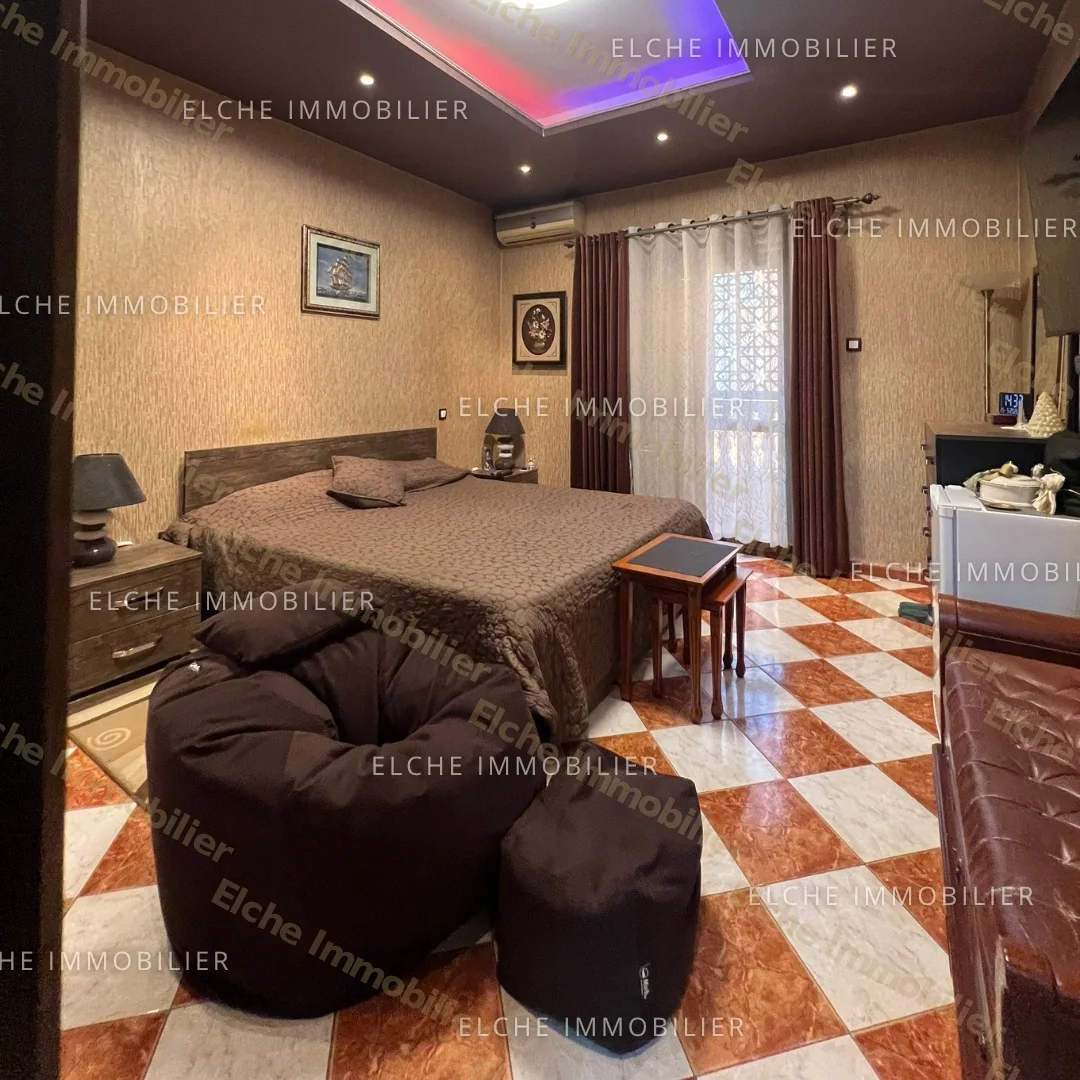 Villa R+1 à vendre