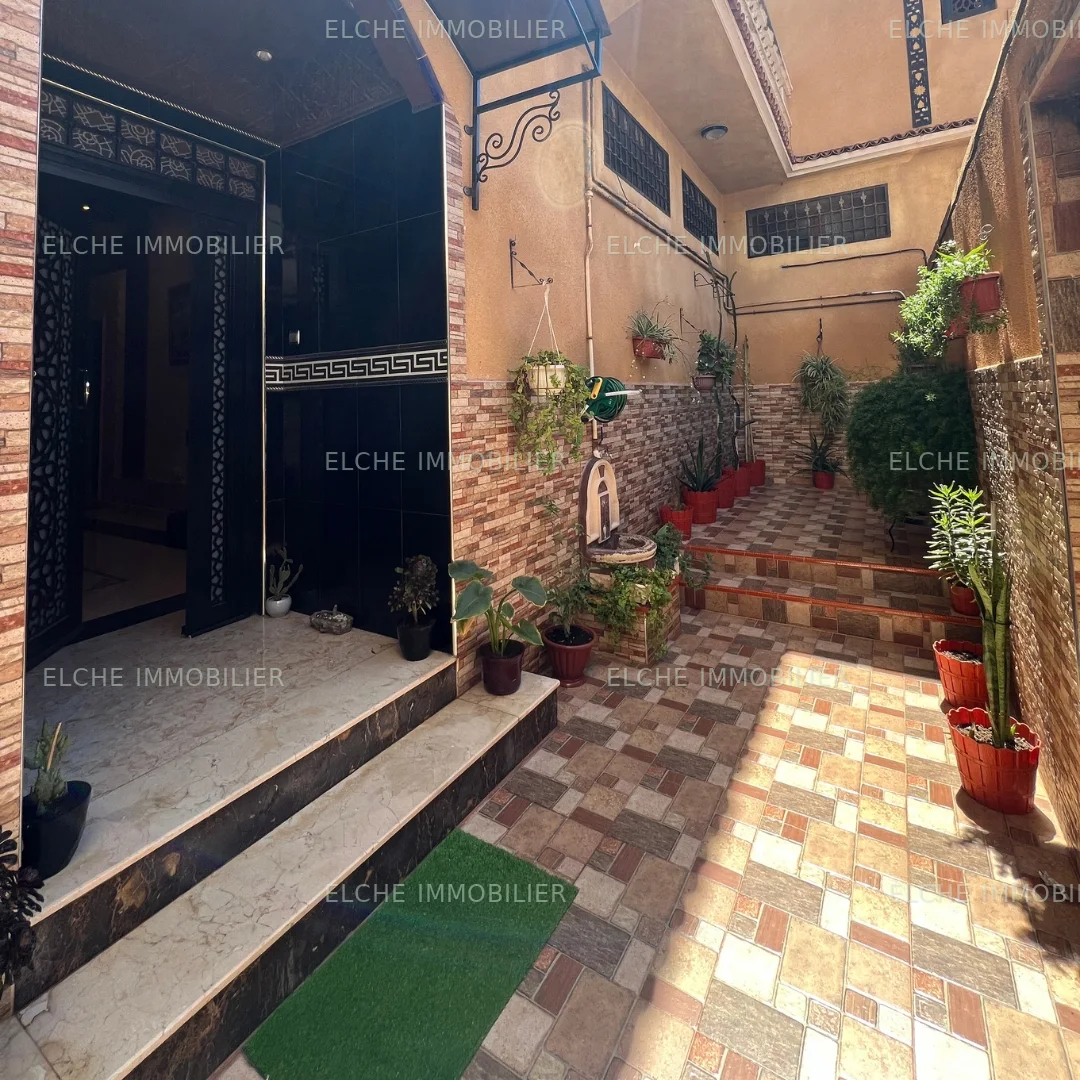 Villa R+1 à vendre