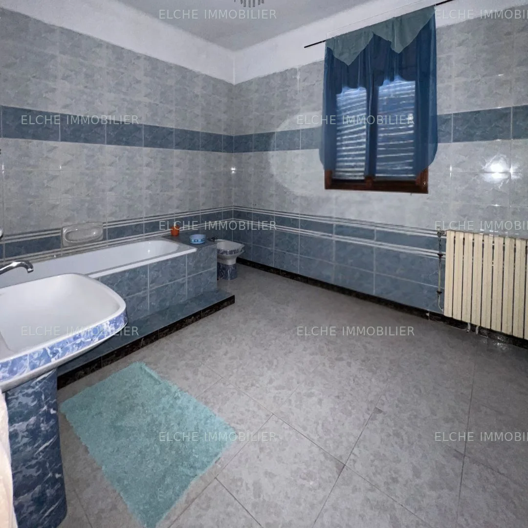 Villa R+1 à vendre