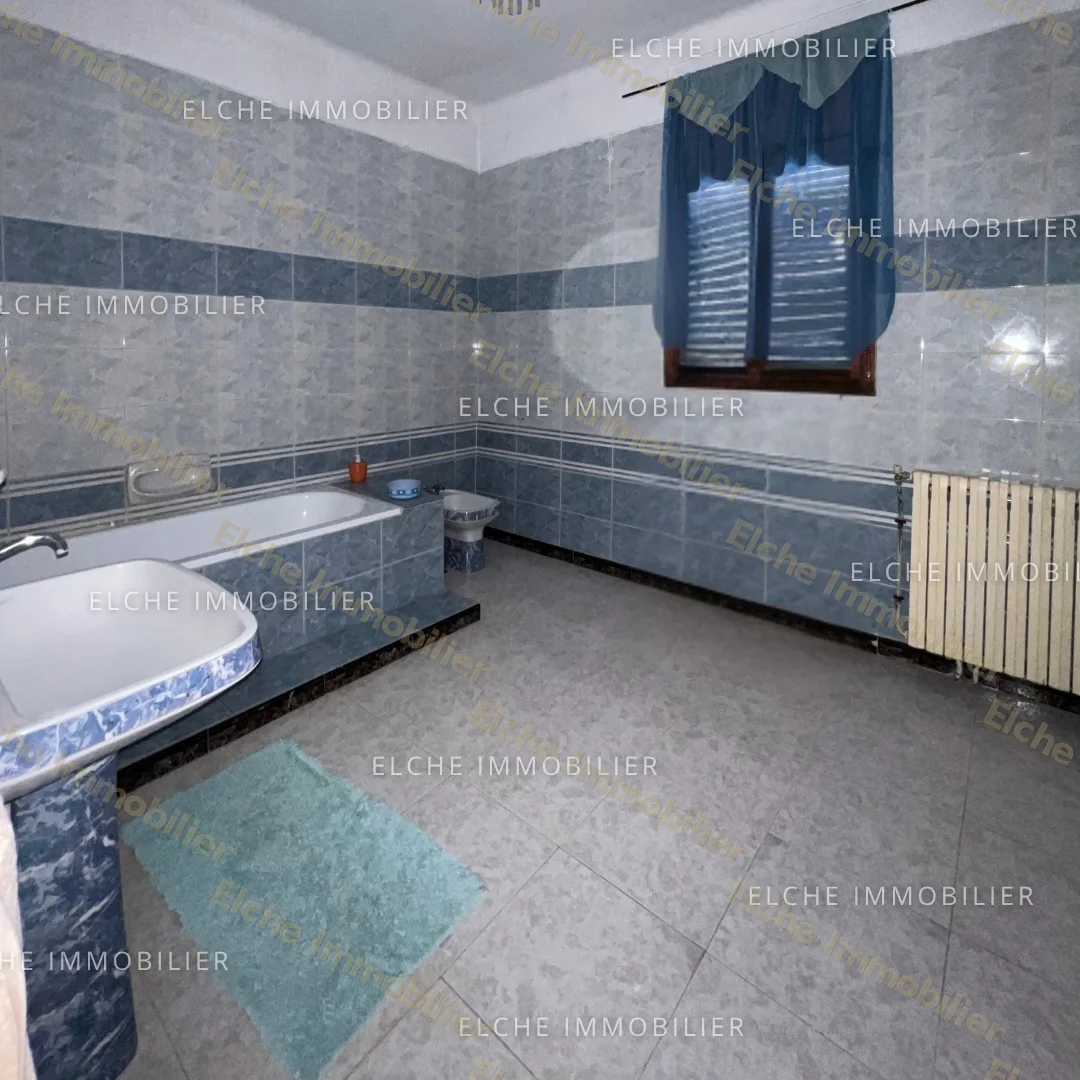 Villa R+1 à vendre