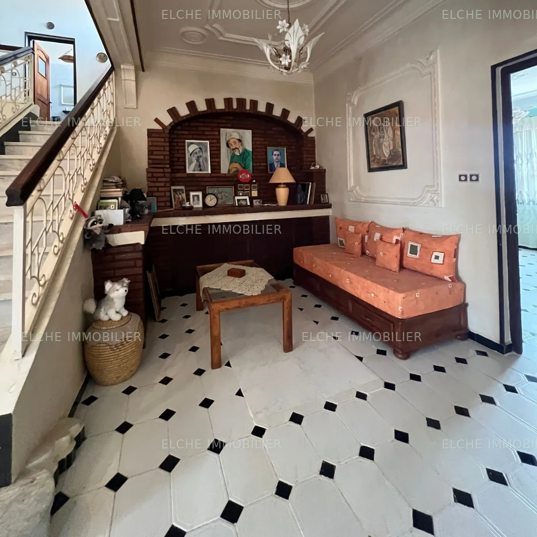 Villa R+1 à vendre