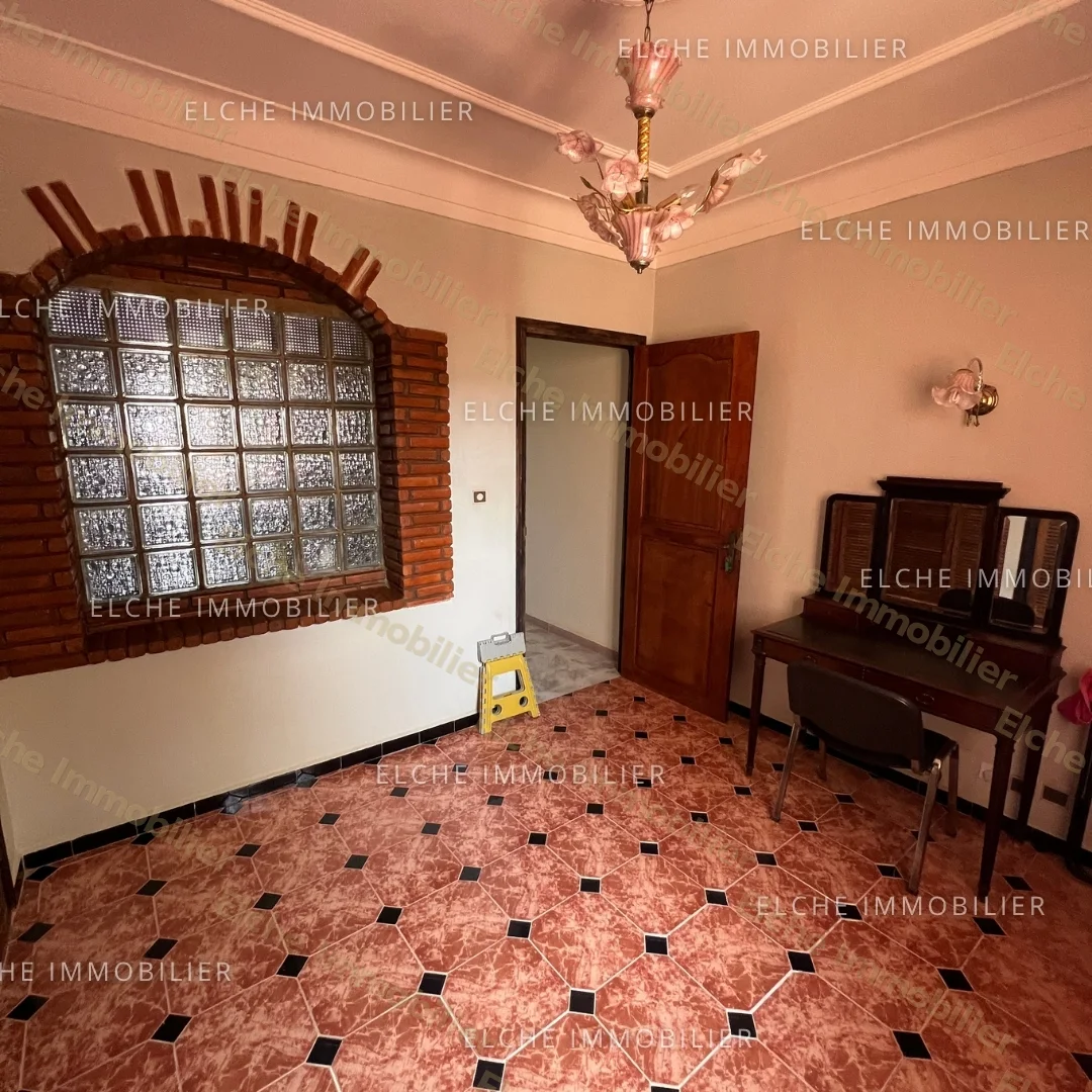 Villa R+1 à vendre