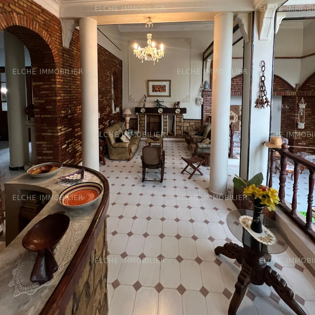 Villa R+1 à vendre