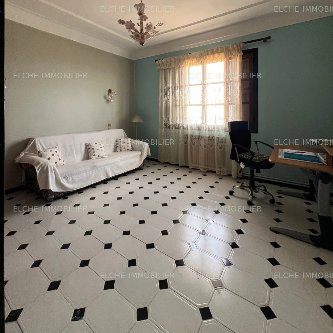 Villa R+1 à vendre