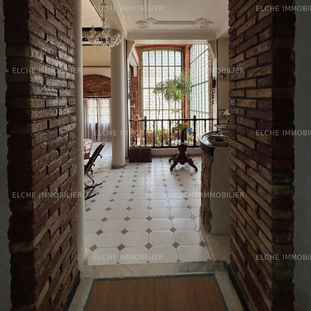Villa R+1 à vendre