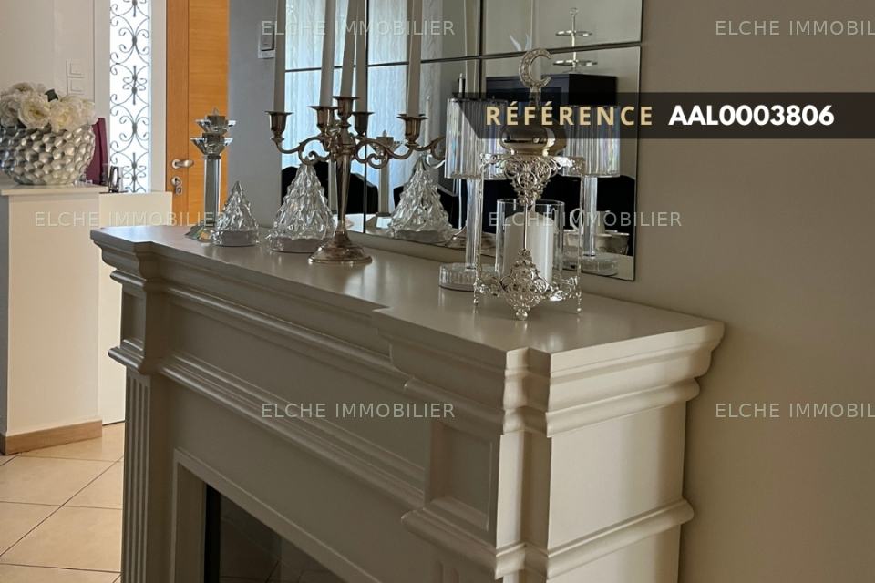 Villa R+2 à vendre