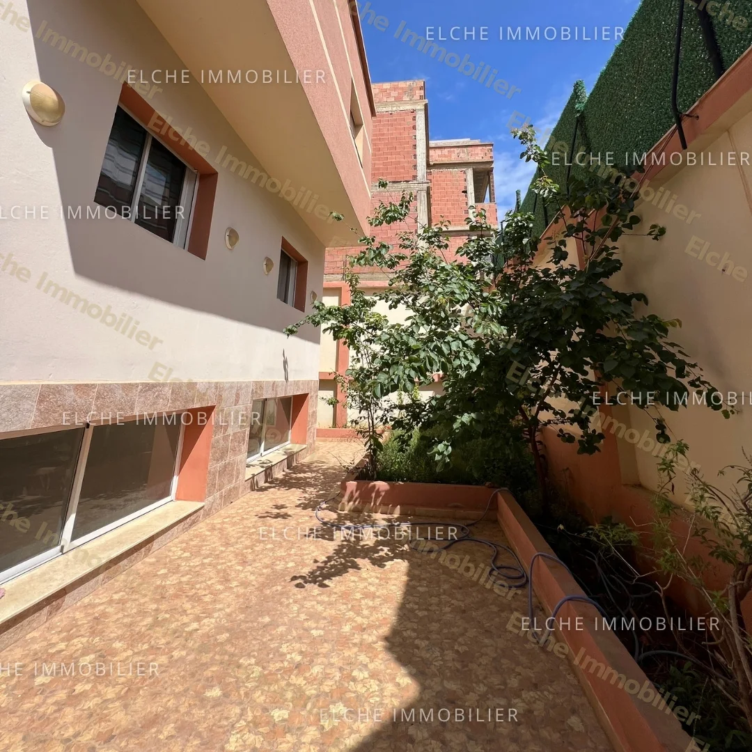 Villa moderne R+1 à vendre