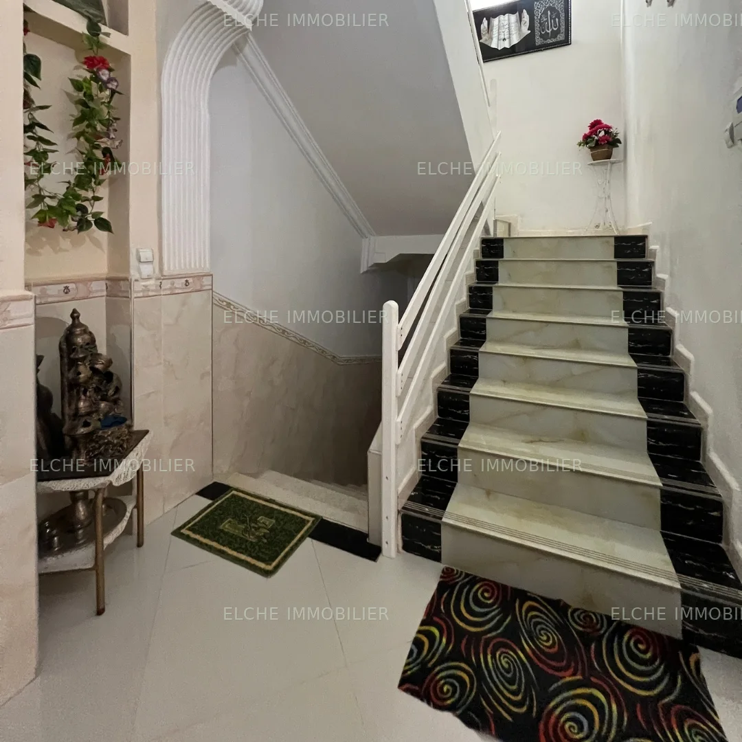 Villa R+1 à vendre
