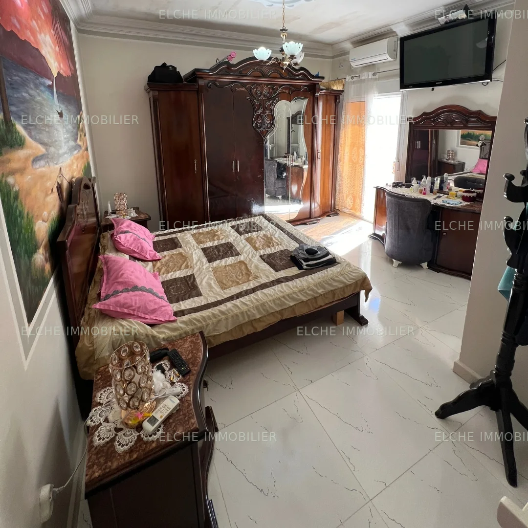 Villa R+1 à vendre