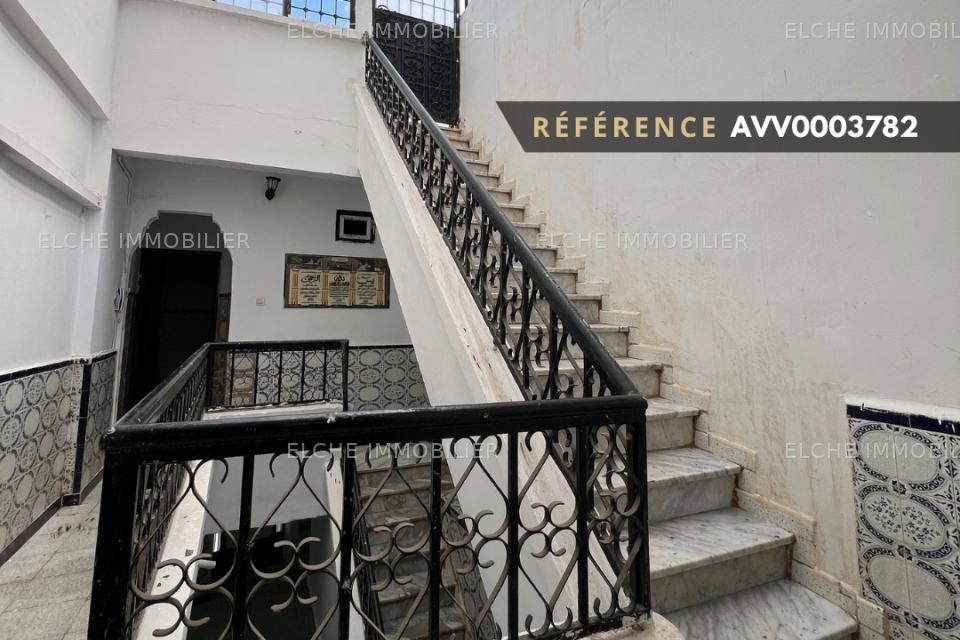 Villa R+1 ancien bâti à vendre