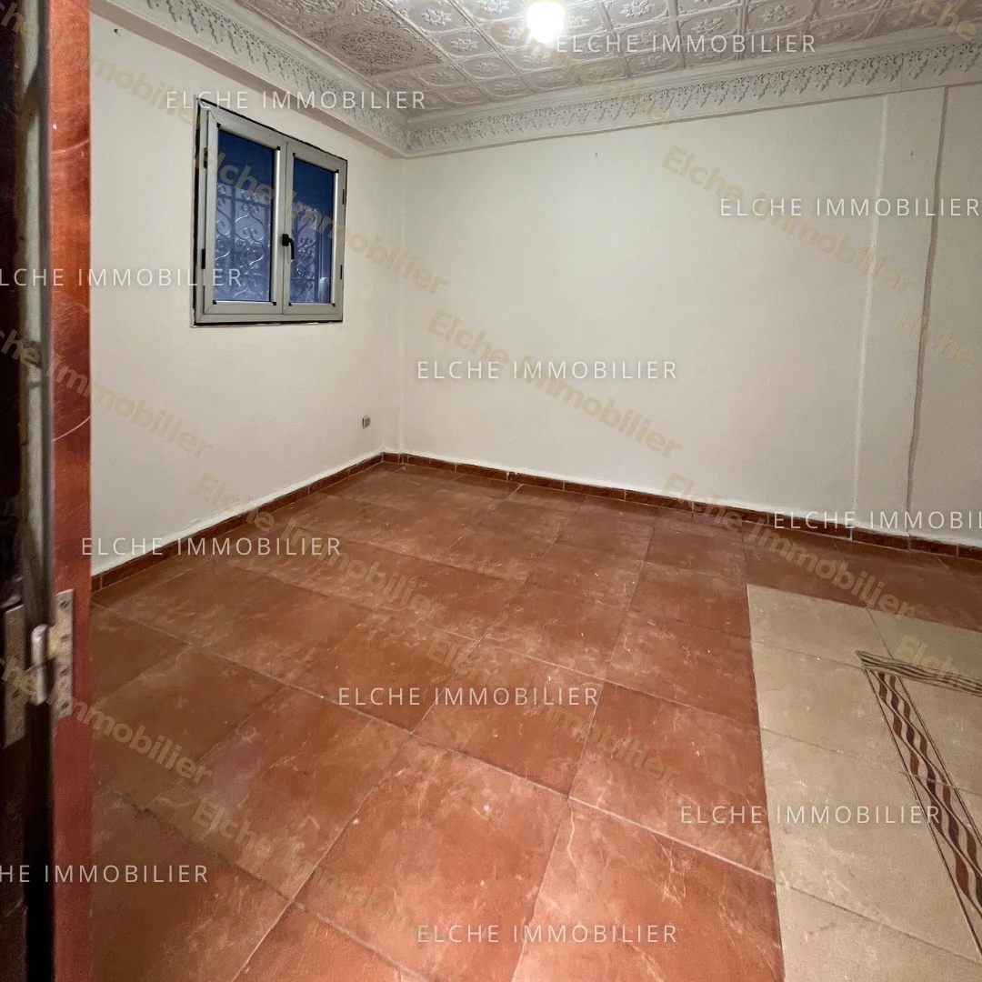 Villa R+1 ancien bâti à vendre