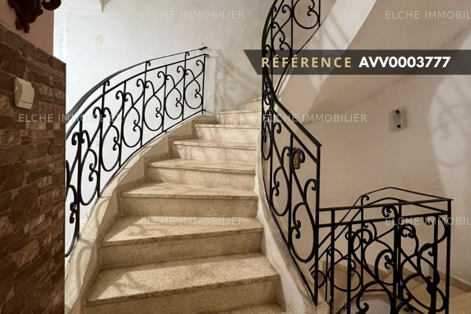 Villa R+2 à vendre