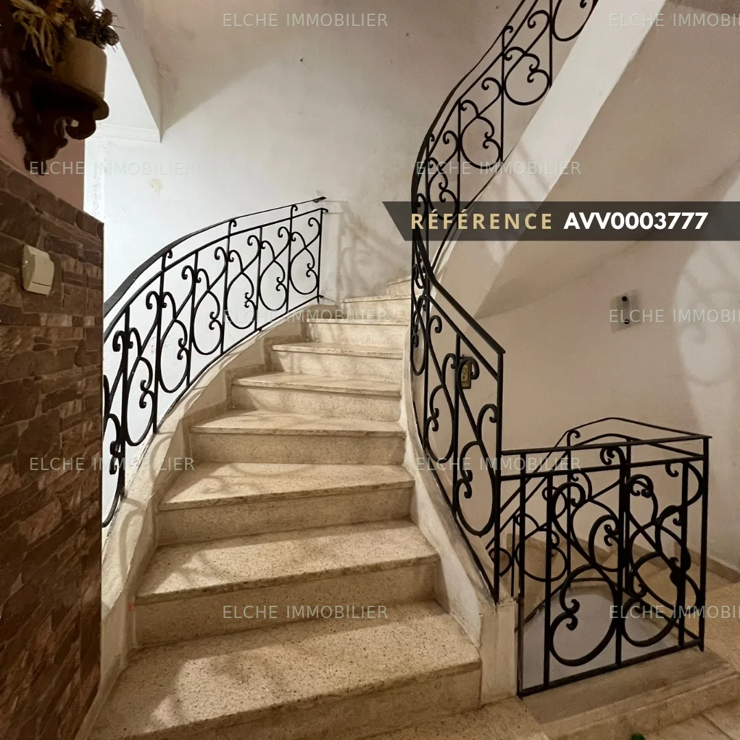 Villa R+2 à vendre