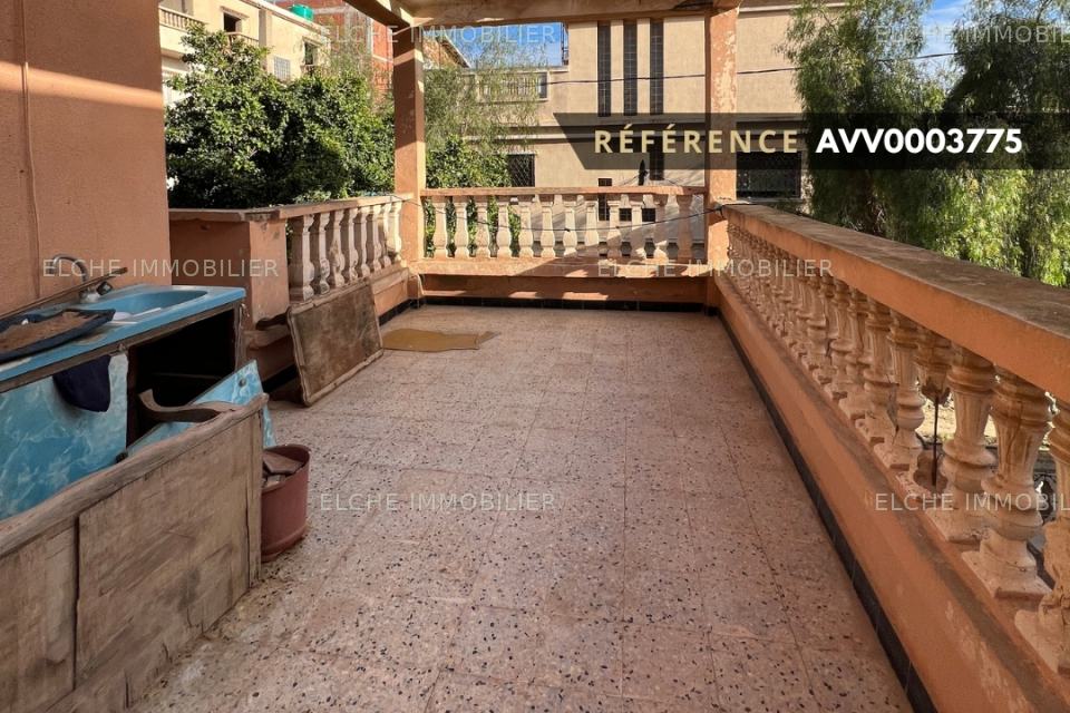 Villa R+1 à vendre