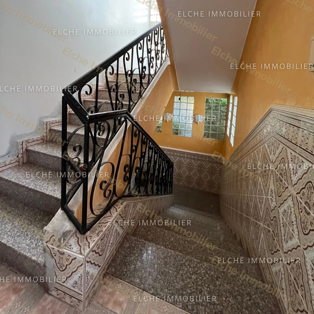 Villa R+1 à vendre