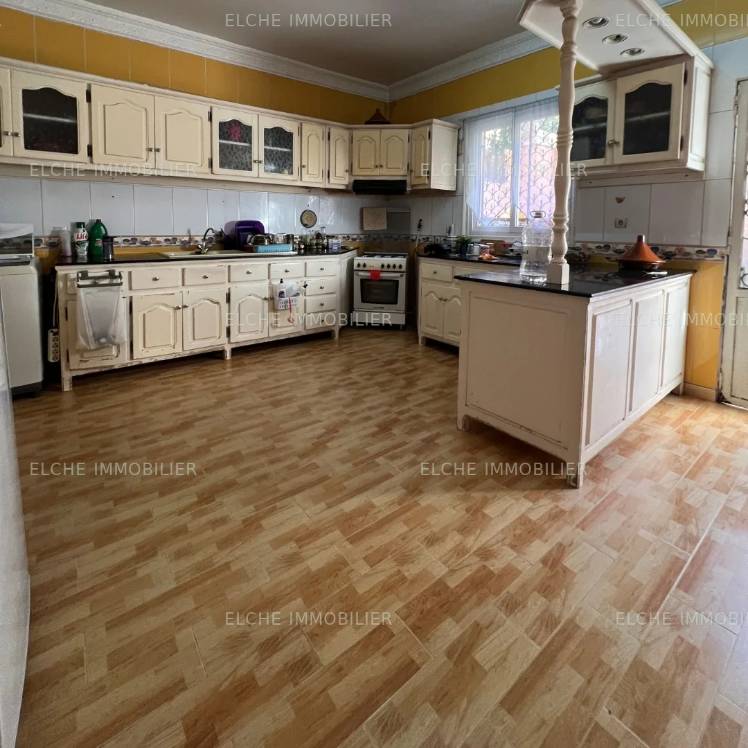 Villa R+1 à vendre