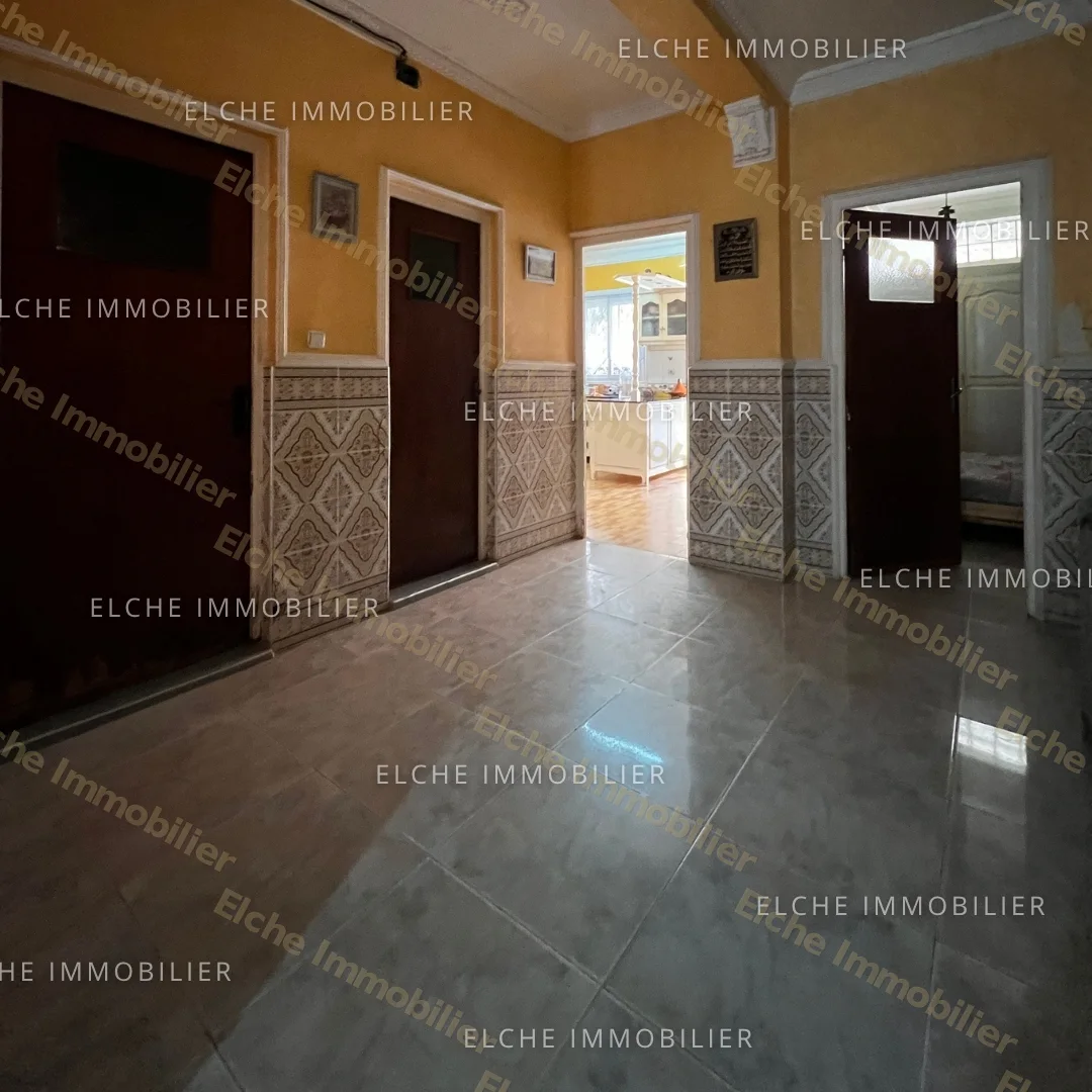 Villa R+1 à vendre