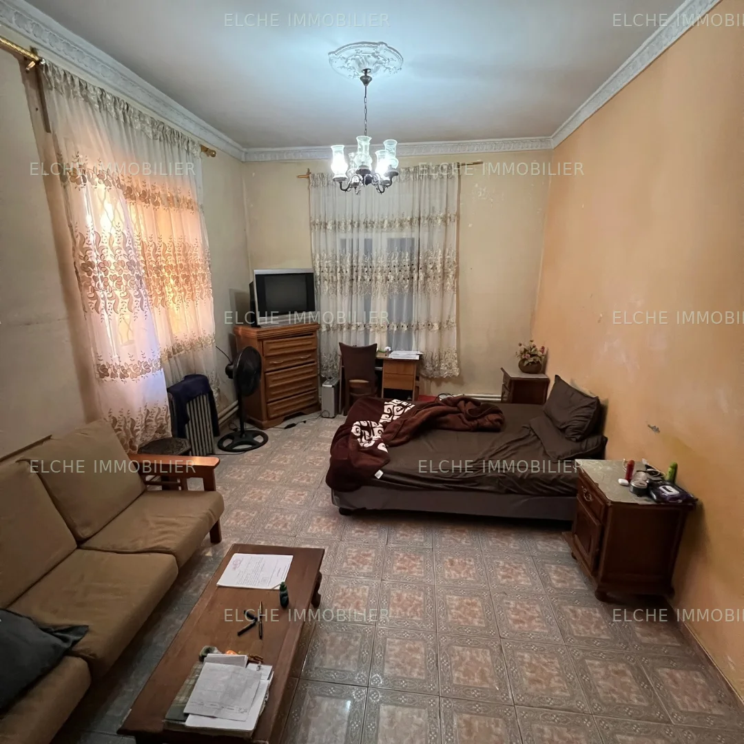 Villa R+1 à vendre