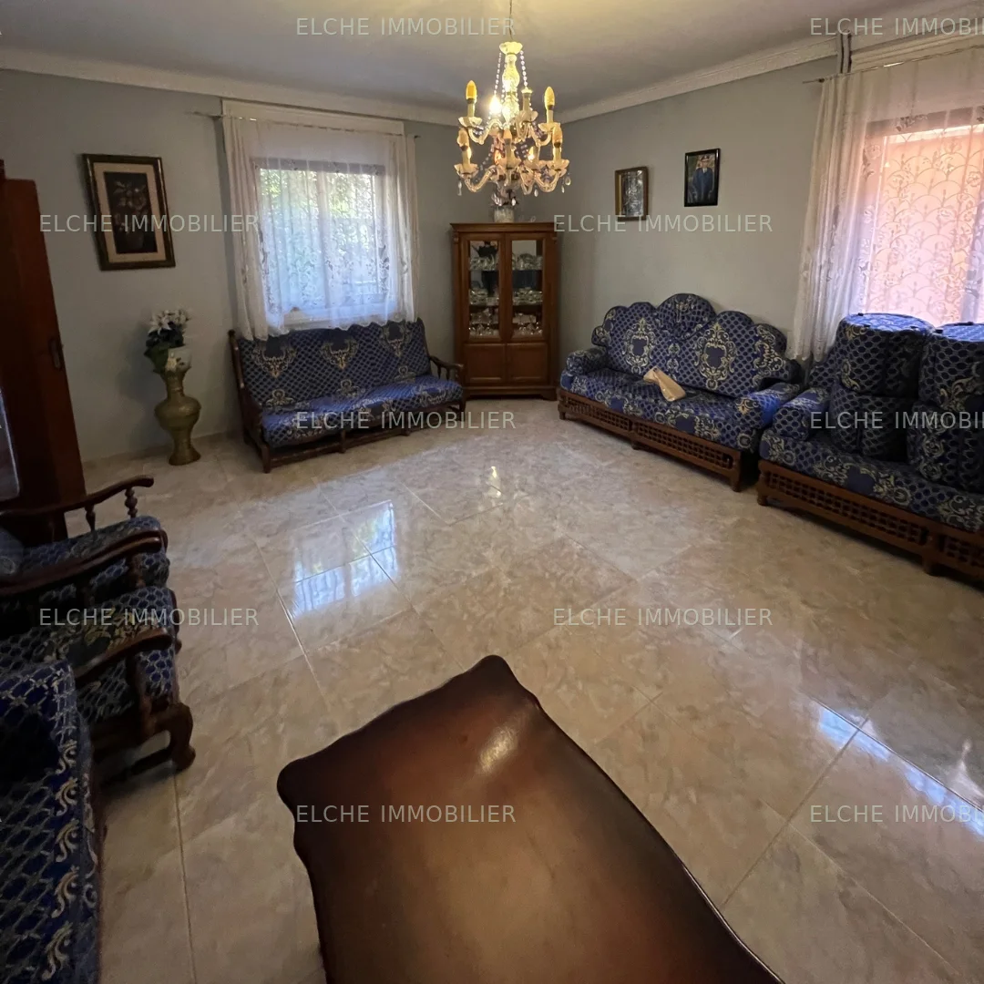 Villa R+1 à vendre