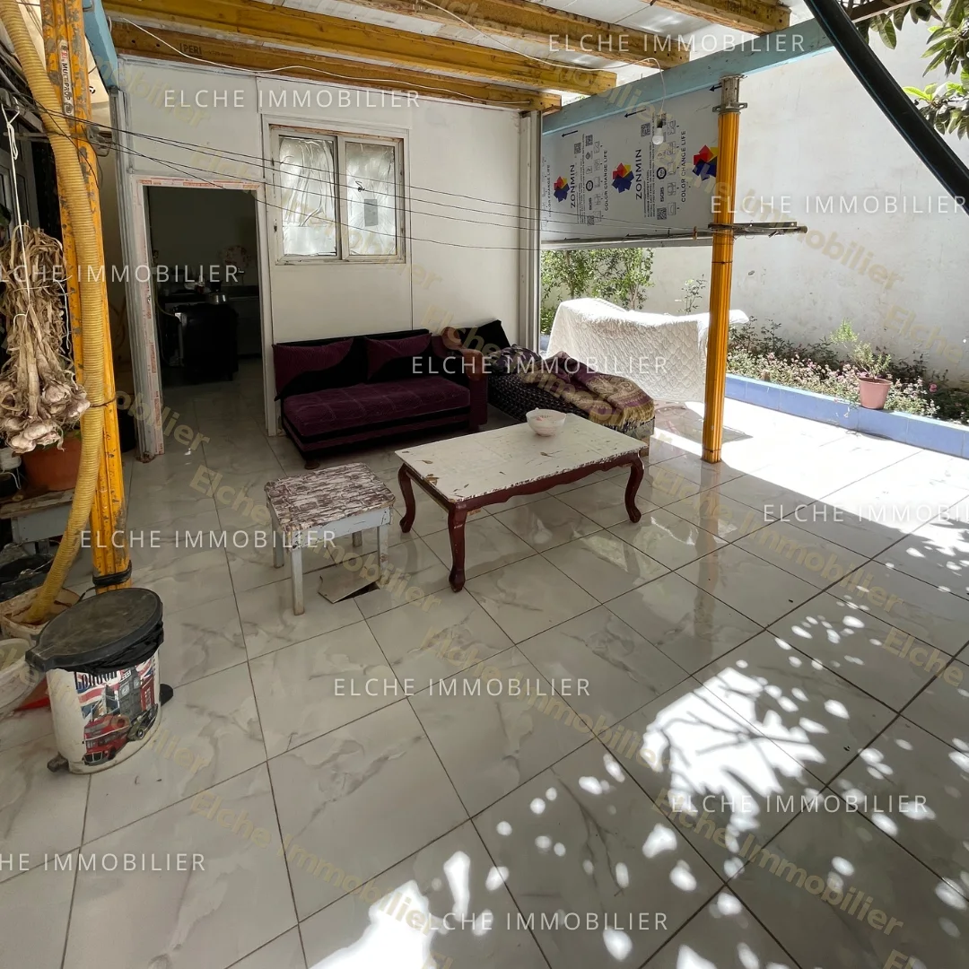 Villa R+2 à vendre