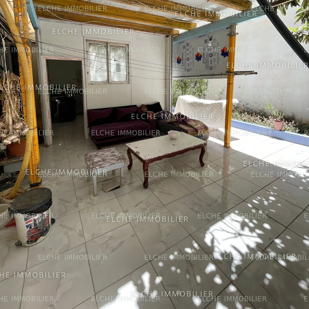 Villa R+2 à vendre