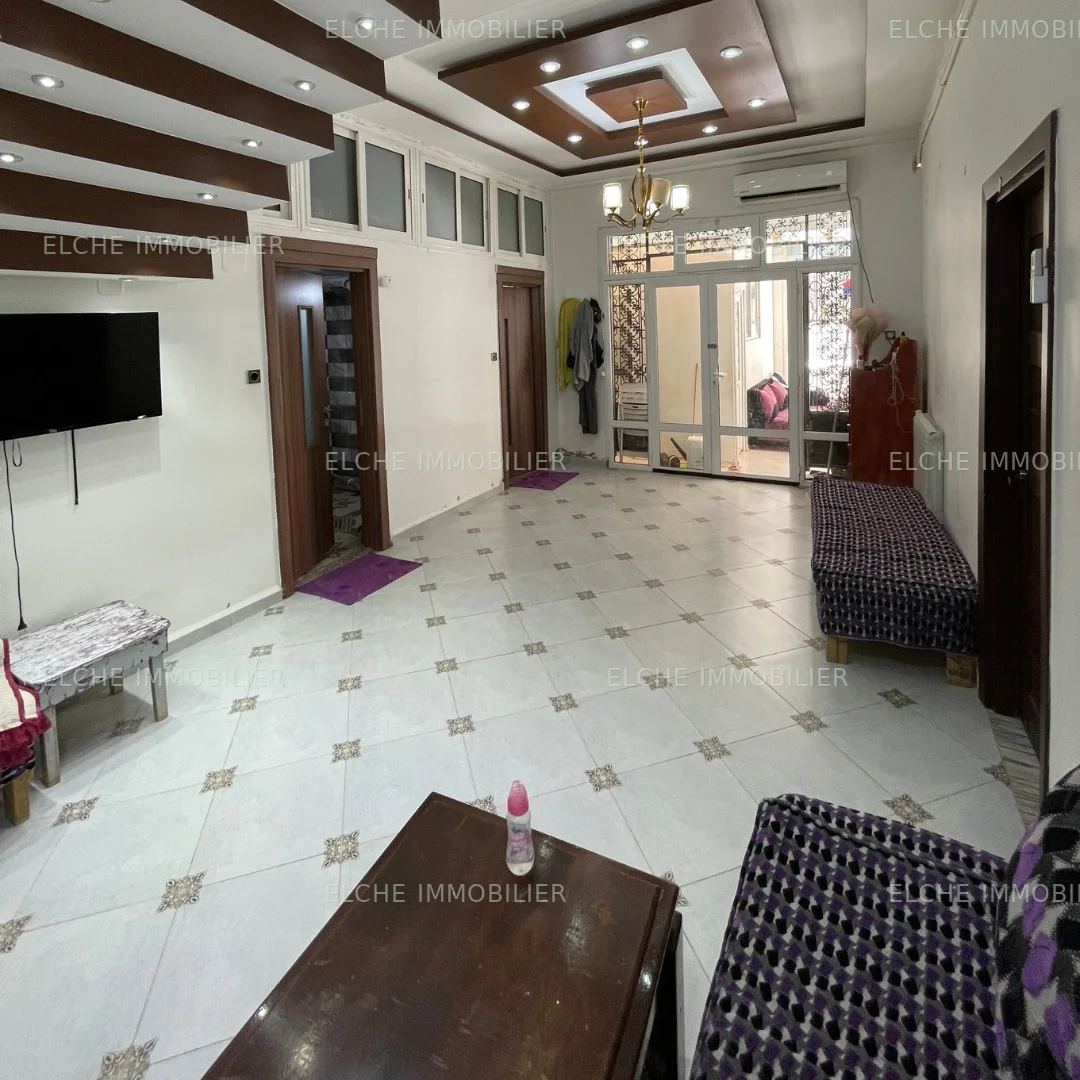 Villa R+2 à vendre