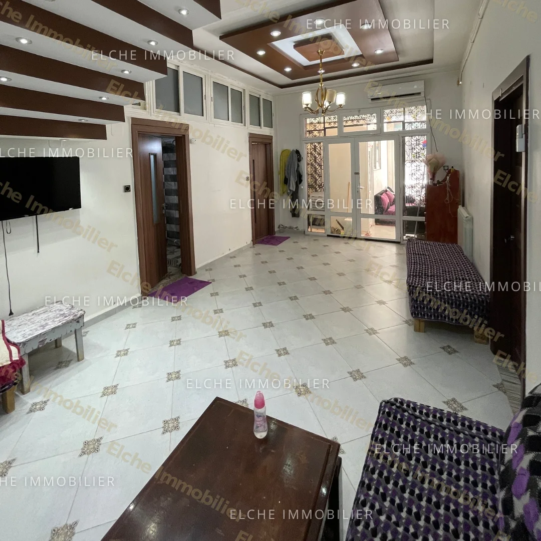 Villa R+2 à vendre