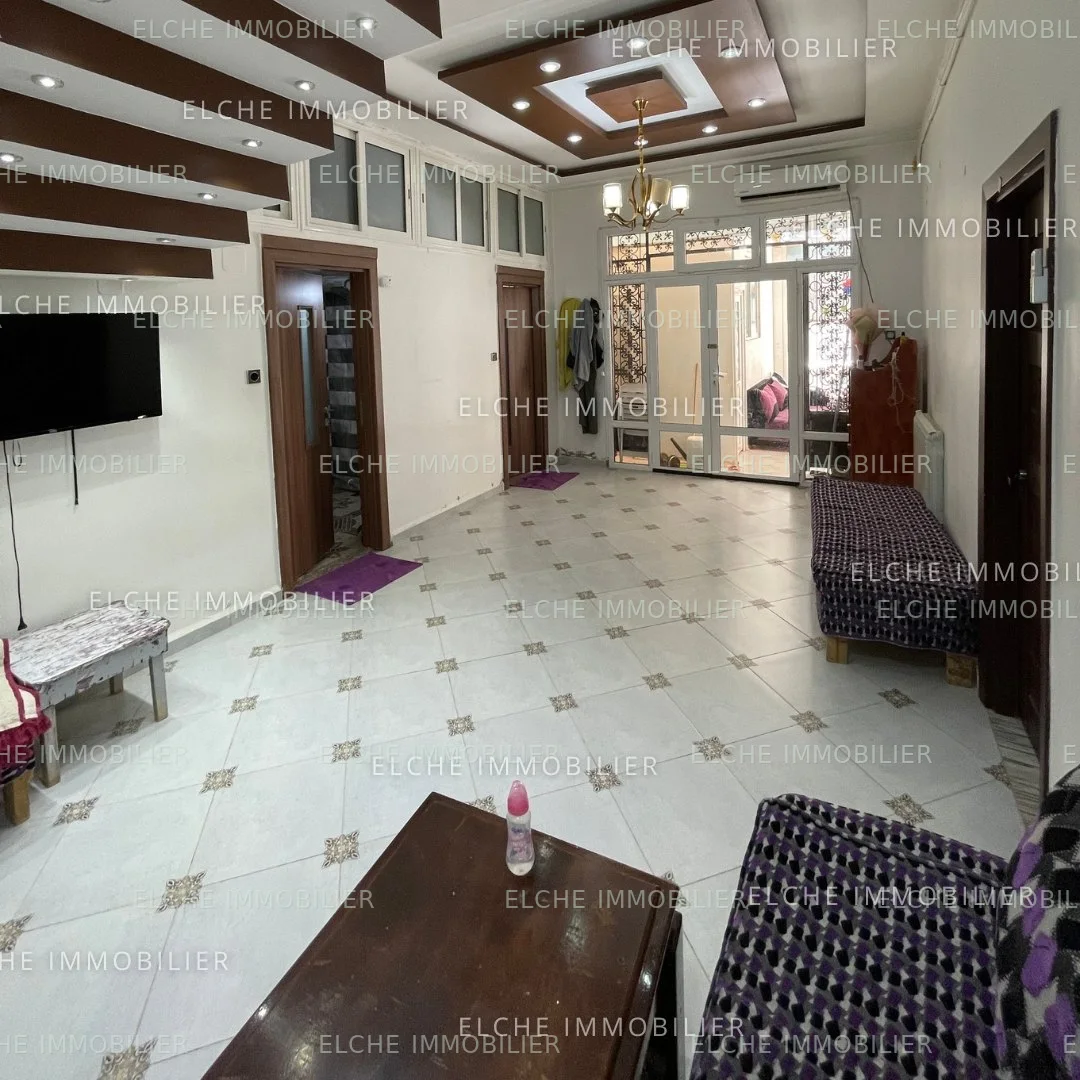 Villa R+2 à vendre