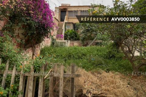 Villa R+1 ancien bâti à vendre