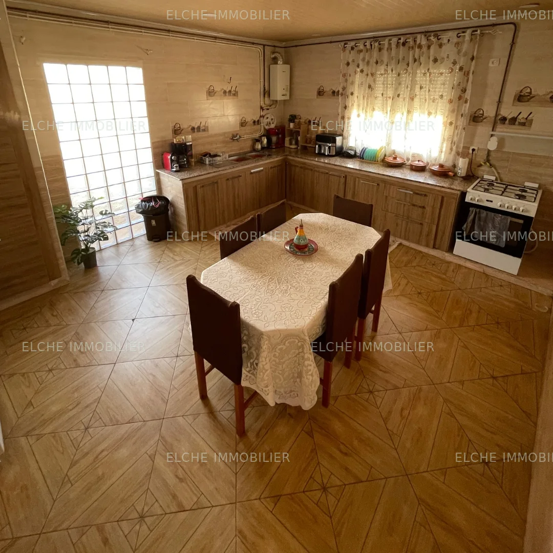 Villa R+3 à vendre