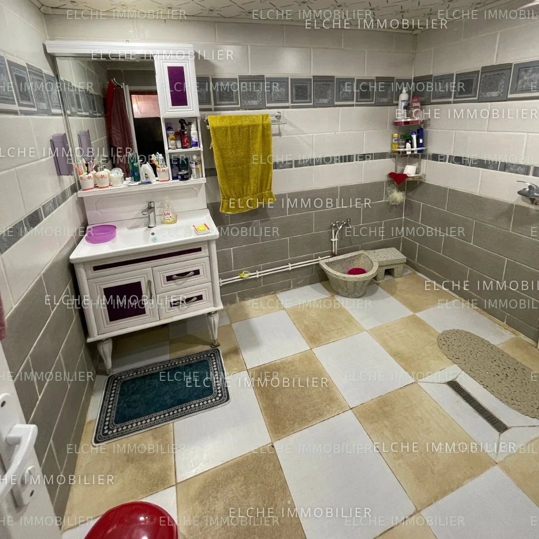 Villa R+3 à vendre