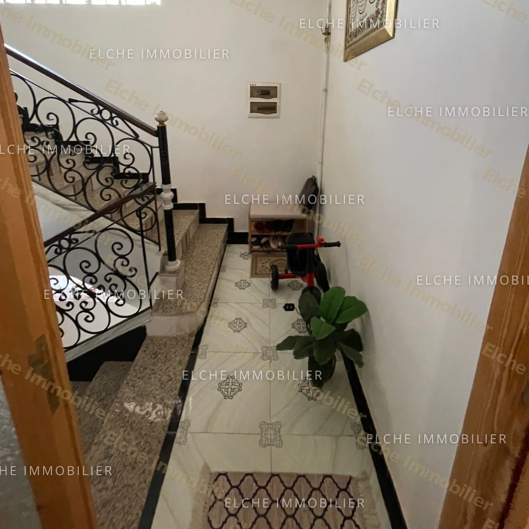 Villa R+3 à vendre