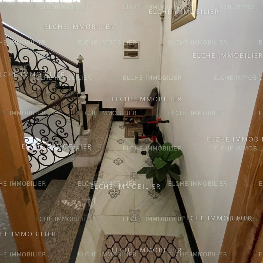 Villa R+3 à vendre