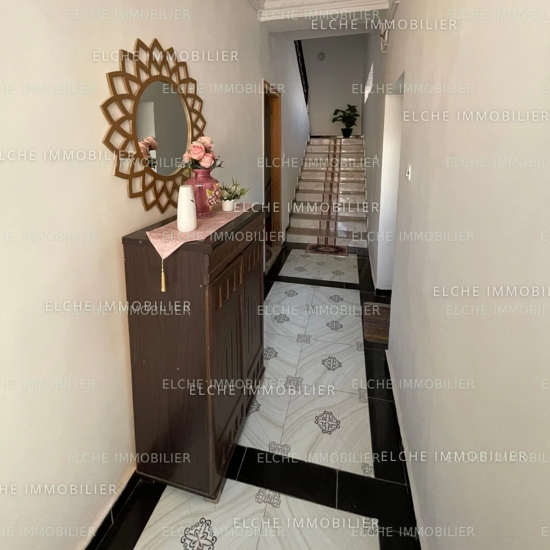 Villa R+3 à vendre