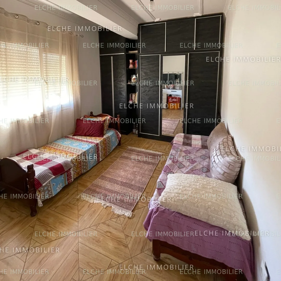 Villa R+3 à vendre