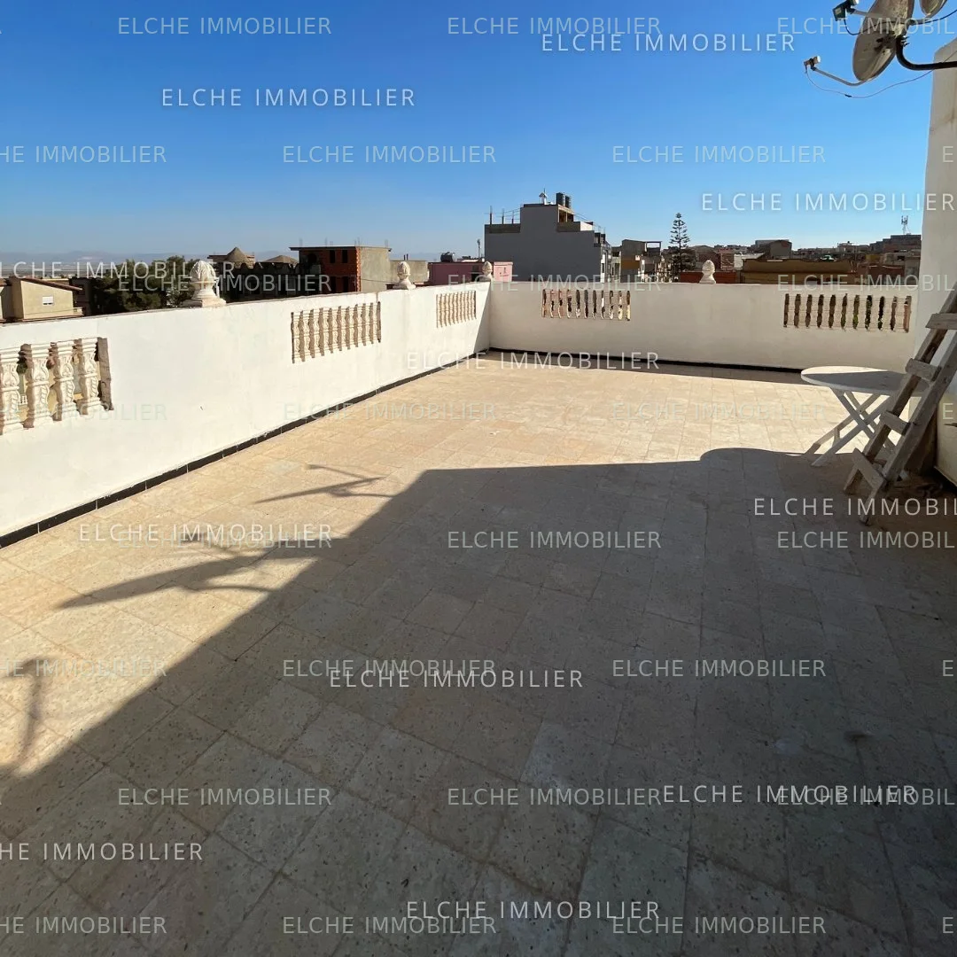 Villa R+3 à vendre
