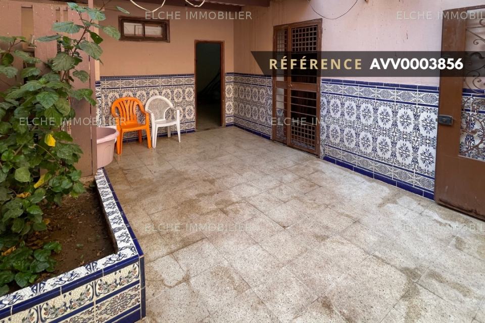 Villa R+2 à vendre