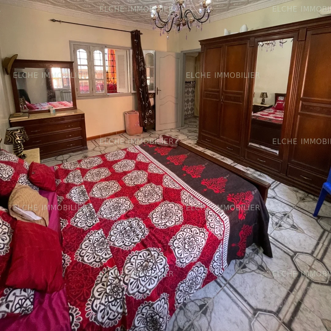 Villa R+2 à vendre