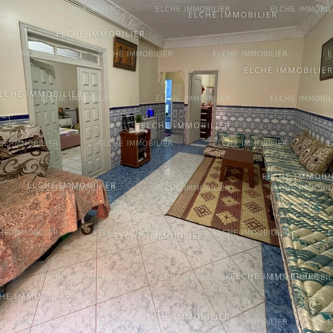 Villa R+2 à vendre