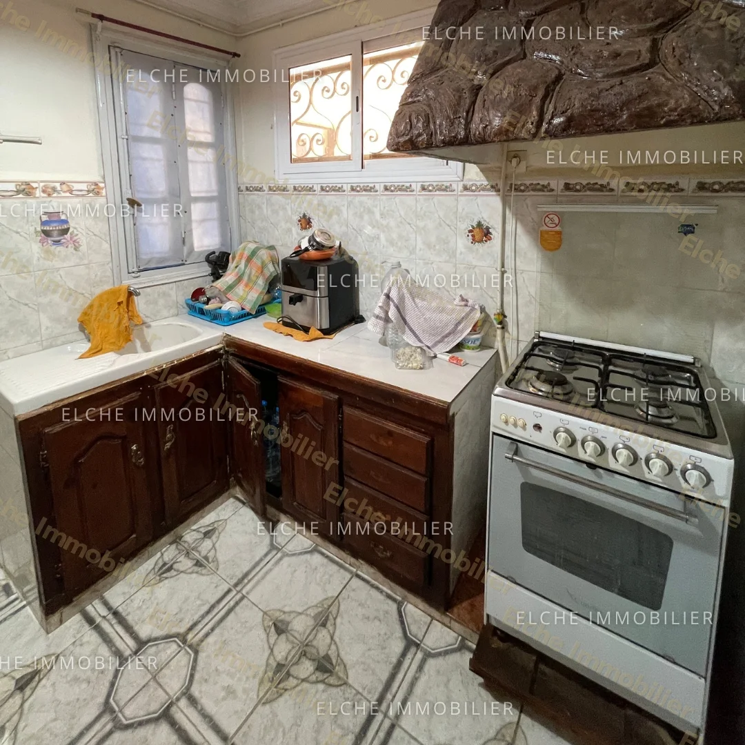 Villa R+2 à vendre